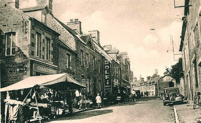 19300000sc PONT-FARCY Marché.jpg